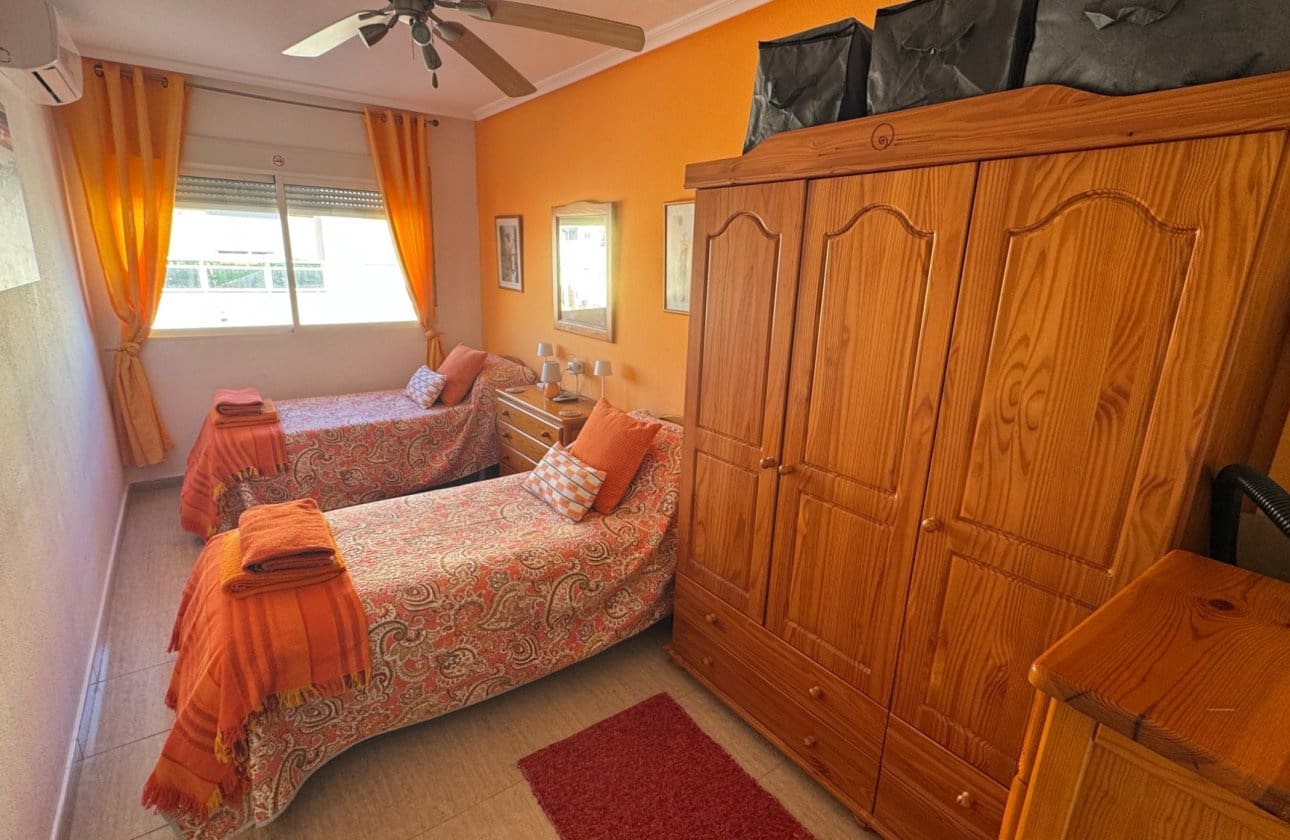 3 Zimmer Apartment zu verkaufen in Almoradi mit Pool - 158.000 € (Ref: 10179393)