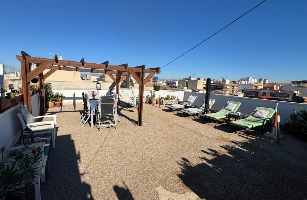 3 Zimmer Apartment zu verkaufen in Almoradi mit Pool - 158.000 € (Ref: 10179393)