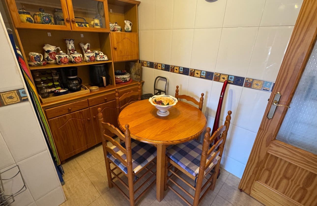 3 Zimmer Apartment zu verkaufen in Almoradi mit Pool - 158.000 € (Ref: 10179393)