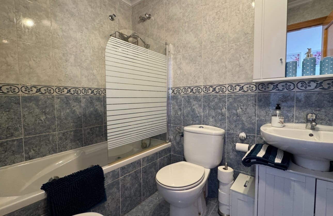 3 Zimmer Apartment zu verkaufen in Almoradi mit Pool - 158.000 € (Ref: 10179393)