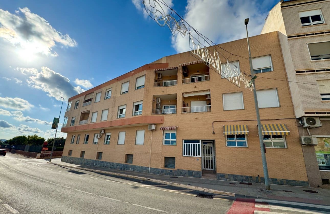 Apartamento de 3 habitaciones en Los Montesinos en venta - 145.000 € (Ref: 10183879)