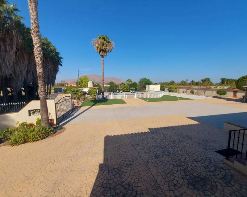 4 chambre Finca/Maison de Campagne à vendre à Bigastro avec piscine garage - 595 000 € (Ref: 8084245)