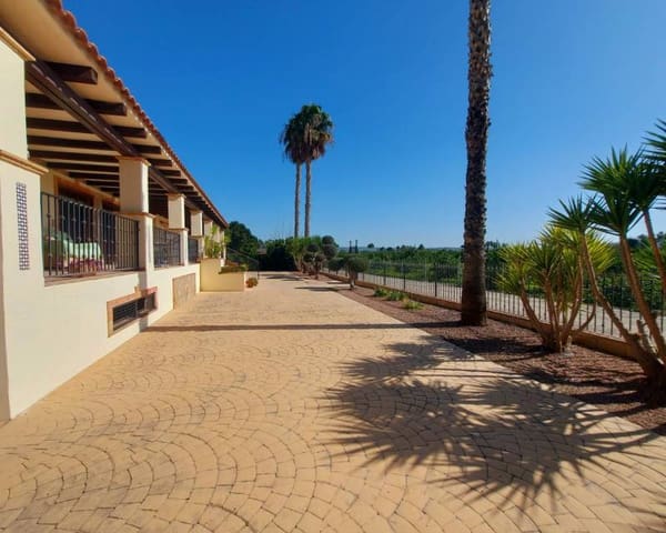 4 chambre Finca/Maison de Campagne à vendre à Bigastro avec piscine garage - 595 000 € (Ref: 8084245)