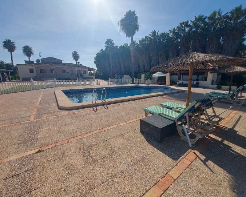 4 chambre Finca/Maison de Campagne à vendre à Bigastro avec piscine garage - 595 000 € (Ref: 8084245)