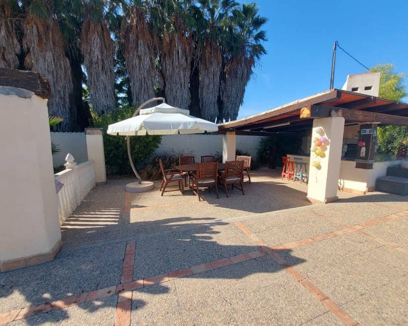 4 chambre Finca/Maison de Campagne à vendre à Bigastro avec piscine garage - 595 000 € (Ref: 8084245)