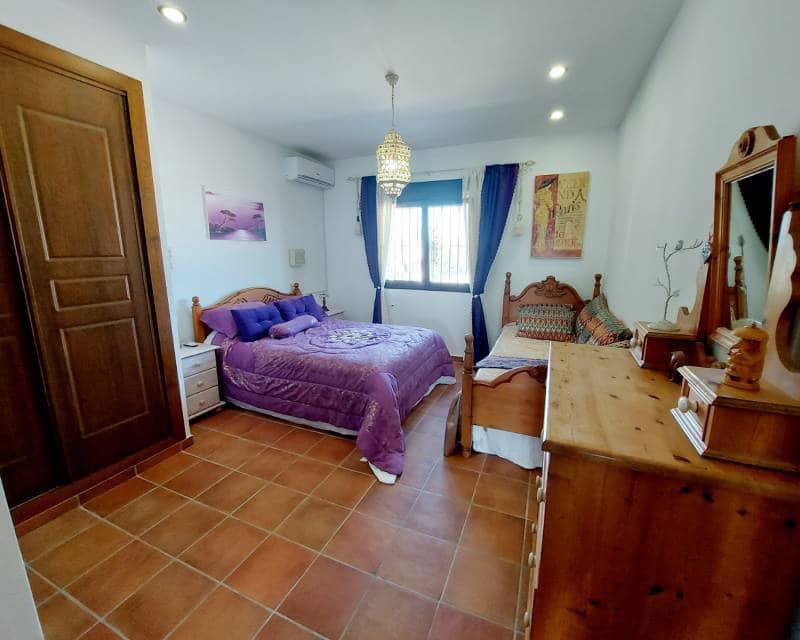 4 chambre Finca/Maison de Campagne à vendre à Bigastro avec piscine garage - 595 000 € (Ref: 8084245)