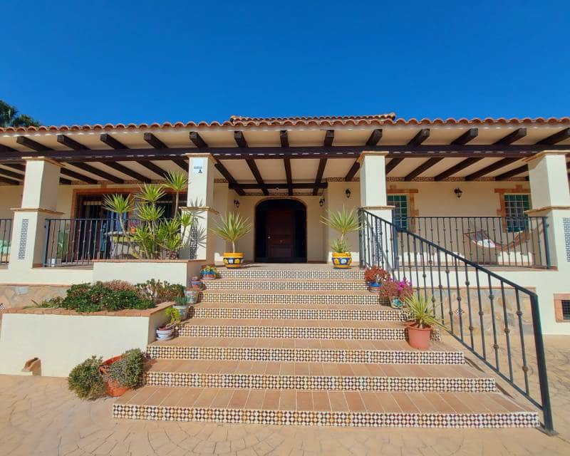 4 chambre Finca/Maison de Campagne à vendre à Bigastro avec piscine garage - 595 000 € (Ref: 8084245)