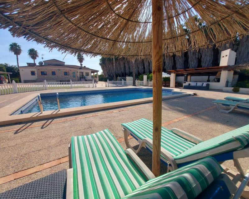 4 chambre Finca/Maison de Campagne à vendre à Bigastro avec piscine garage - 595 000 € (Ref: 8084245)