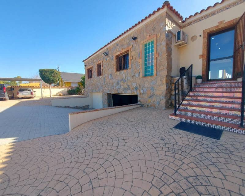 4 chambre Finca/Maison de Campagne à vendre à Bigastro avec piscine garage - 595 000 € (Ref: 8084245)