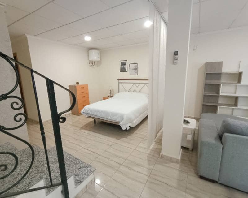 3 sovrum Semi-fristående Villa till salu i Ciudad Quesada med pool - 265 000 € (Ref: 8500439)