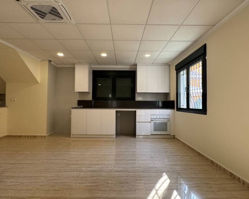 3 soverom Villa til salgs i Ciudad Quesada med svømmebasseng - € 295 000 (Ref: 8700530)