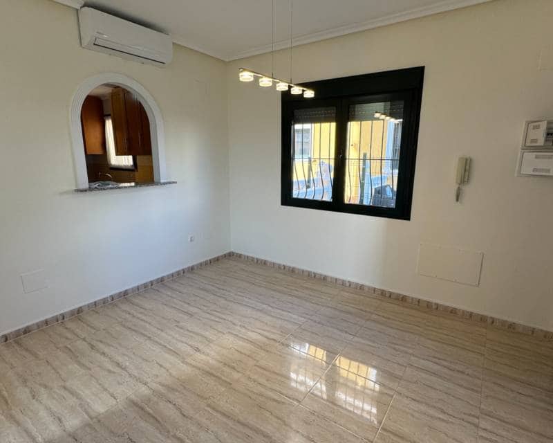 3 soverom Villa til salgs i Ciudad Quesada med svømmebasseng - € 295 000 (Ref: 8700530)