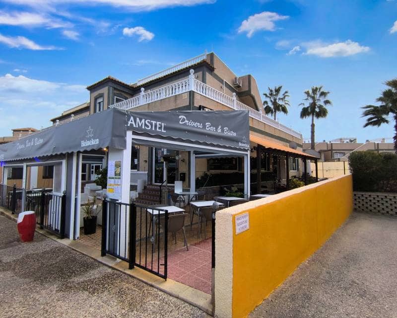 Kommersiell till salu i Villamartin - 95 000 € (Ref: 8826177)