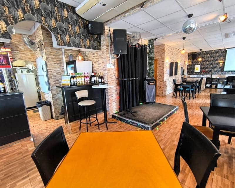 Kommersiell till salu i Villamartin - 95 000 € (Ref: 8826177)