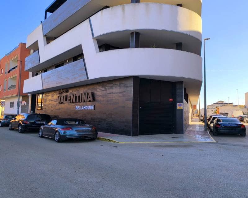 2 Zimmer Apartment zu verkaufen in Formentera del Segura mit Pool - 199.900 € (Ref: 9204991)