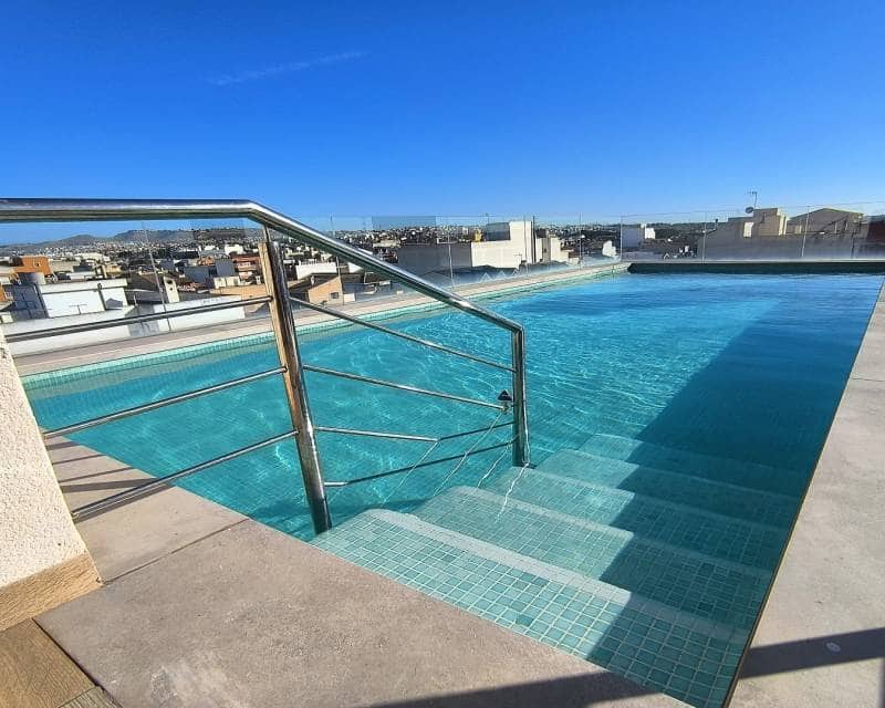 2 Zimmer Apartment zu verkaufen in Formentera del Segura mit Pool - 199.900 € (Ref: 9204991)
