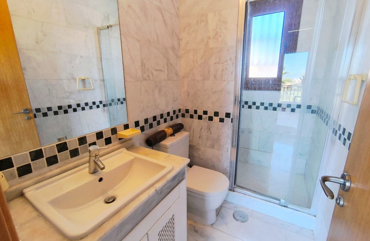 Chalet de 3 habitaciones en Algorfa en venta con piscina - 395.000 € (Ref: 9237862)