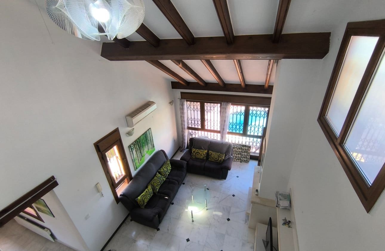 Chalet de 3 habitaciones en Algorfa en venta con piscina - 395.000 € (Ref: 9237862)