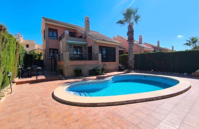 Chalet de 3 habitaciones en Algorfa en venta con piscina - 395.000 € (Ref: 9237862)