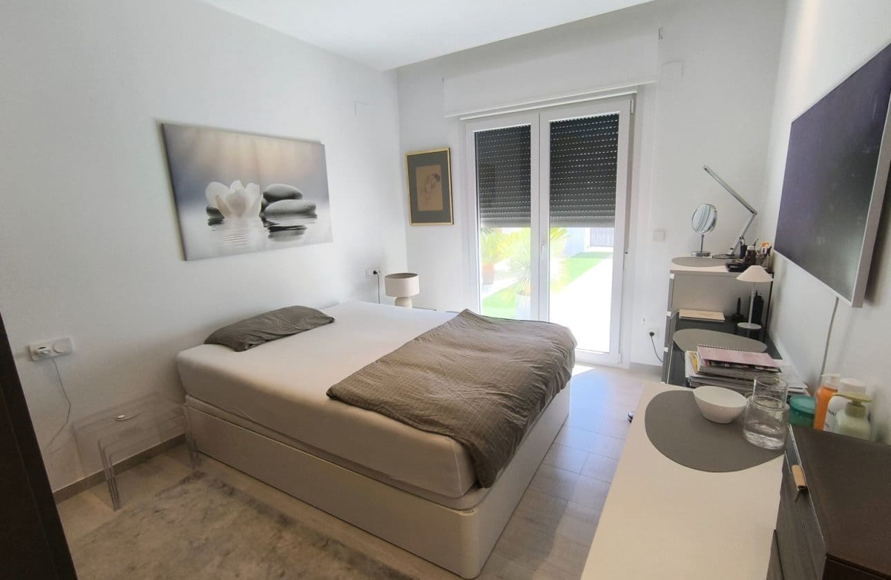 Chalet de 3 habitaciones en Algorfa en venta con piscina garaje - 585.000 € (Ref: 9255851)