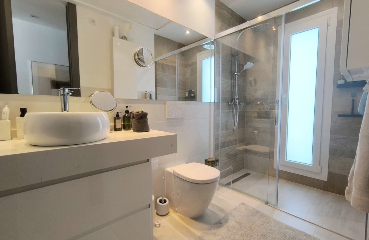 Chalet de 3 habitaciones en Algorfa en venta con piscina garaje - 585.000 € (Ref: 9255851)