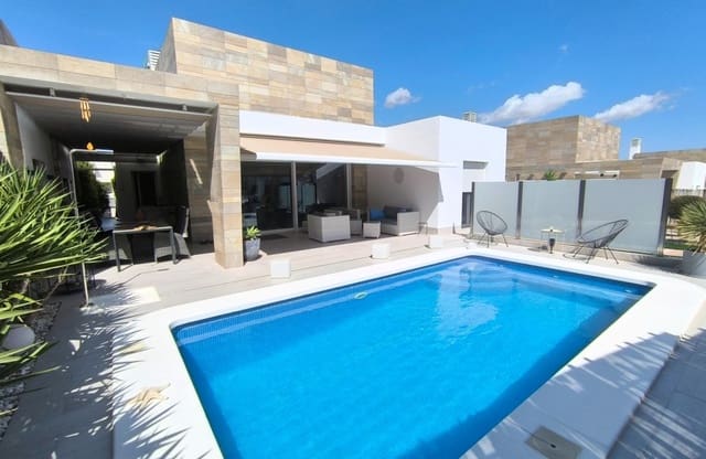 Chalet de 3 habitaciones en Algorfa en venta con piscina garaje - 585.000 € (Ref: 9255851)