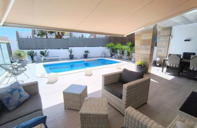 Chalet de 3 habitaciones en Algorfa en venta con piscina garaje - 585.000 € (Ref: 9255851)