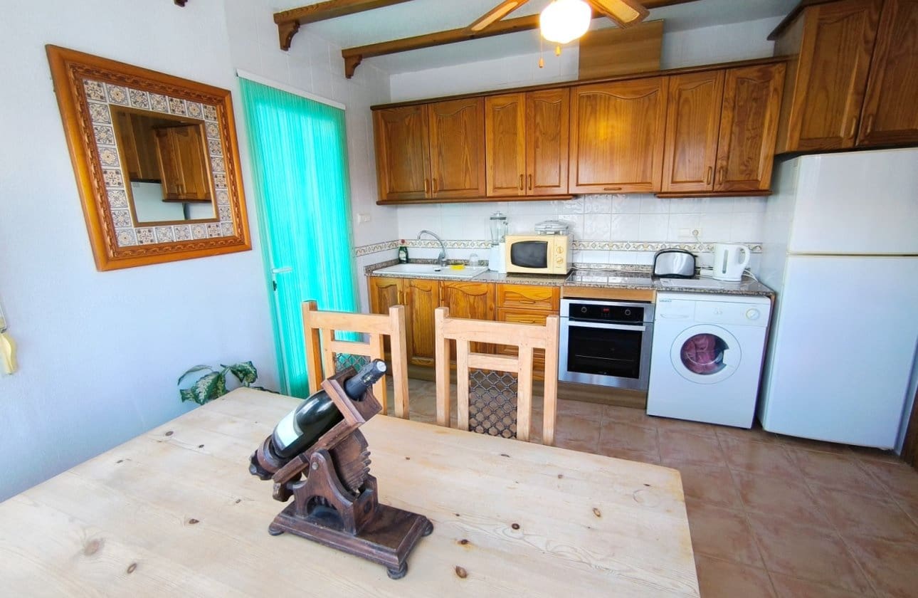 3 makuuhuone Paritalo myytävänä paikassa Algorfa mukana uima-altaan 
autotalli - 165 000 € (Ref: 9274688)