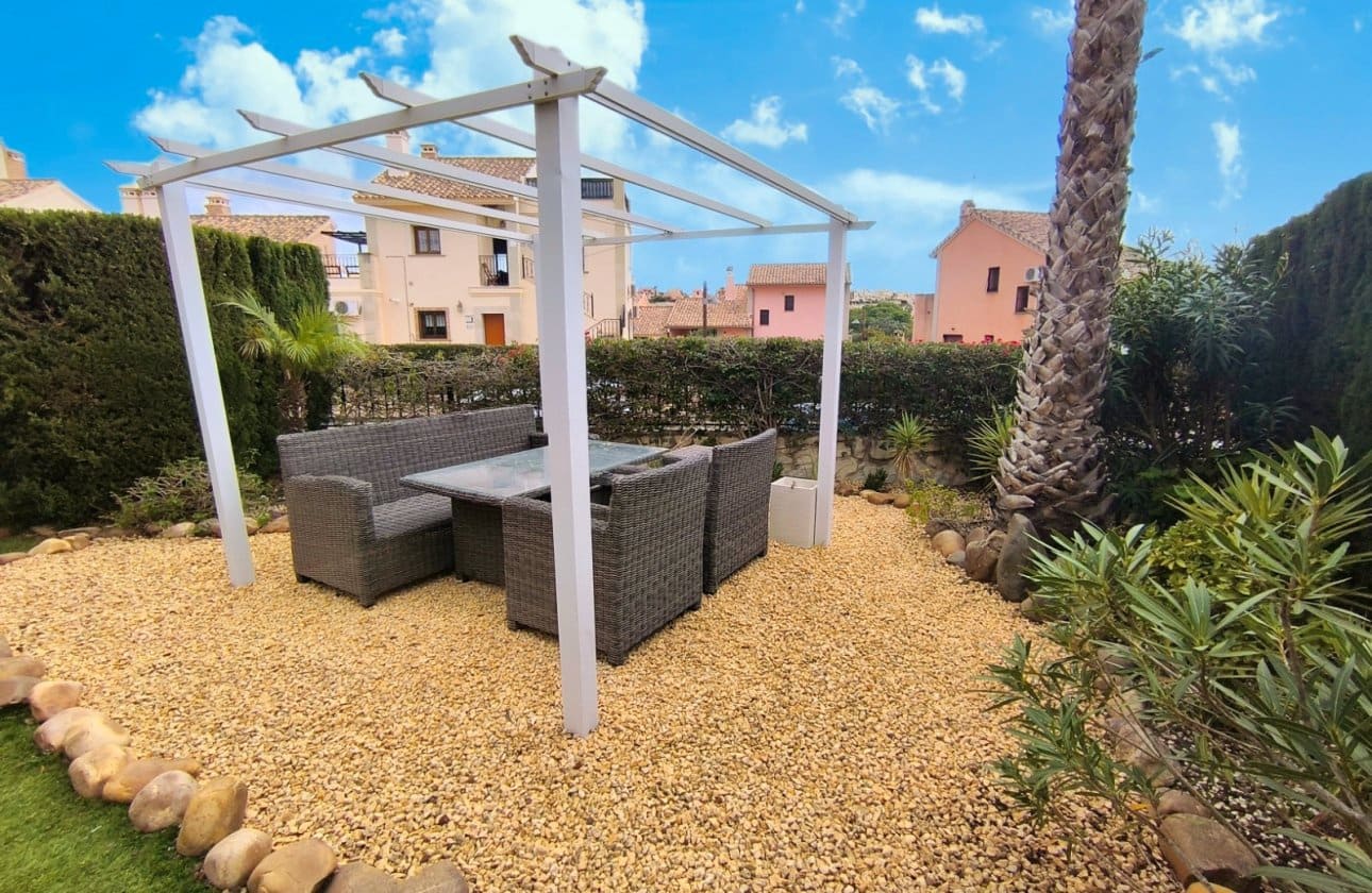 2 soveværelse Bungalow til salg i Algorfa med swimmingpool garage - € 219.950 (Ref: 9294771)