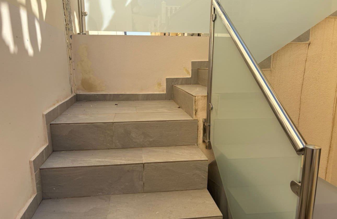 2 bedroom Bungalow for sale in Algorfa with pool - € 150,000 (Ref: 9310477)