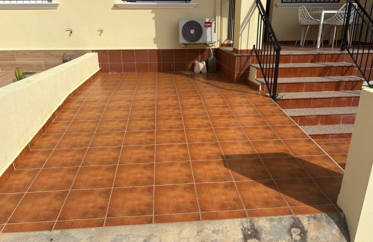 2 bedroom Bungalow for sale in Algorfa with pool - € 150,000 (Ref: 9310477)