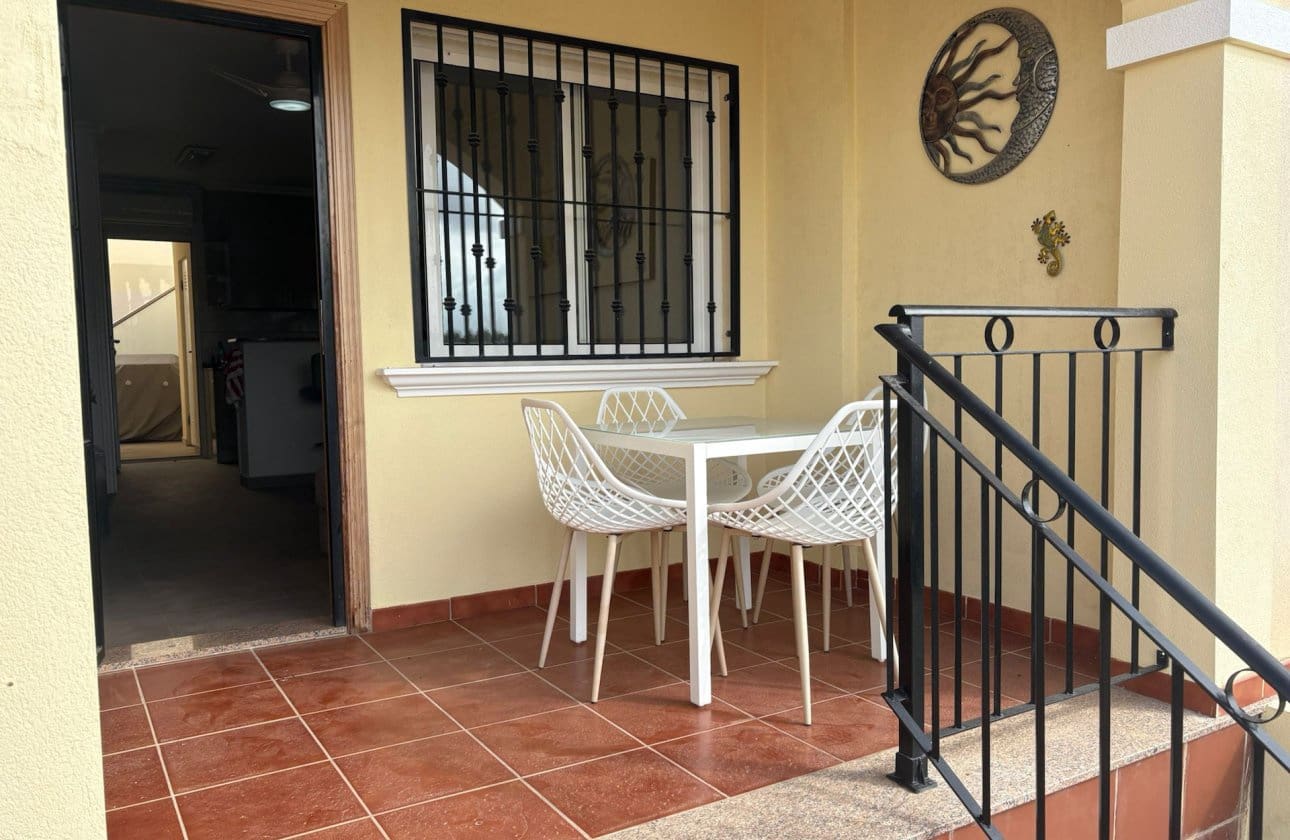 2 bedroom Bungalow for sale in Algorfa with pool - € 150,000 (Ref: 9310477)