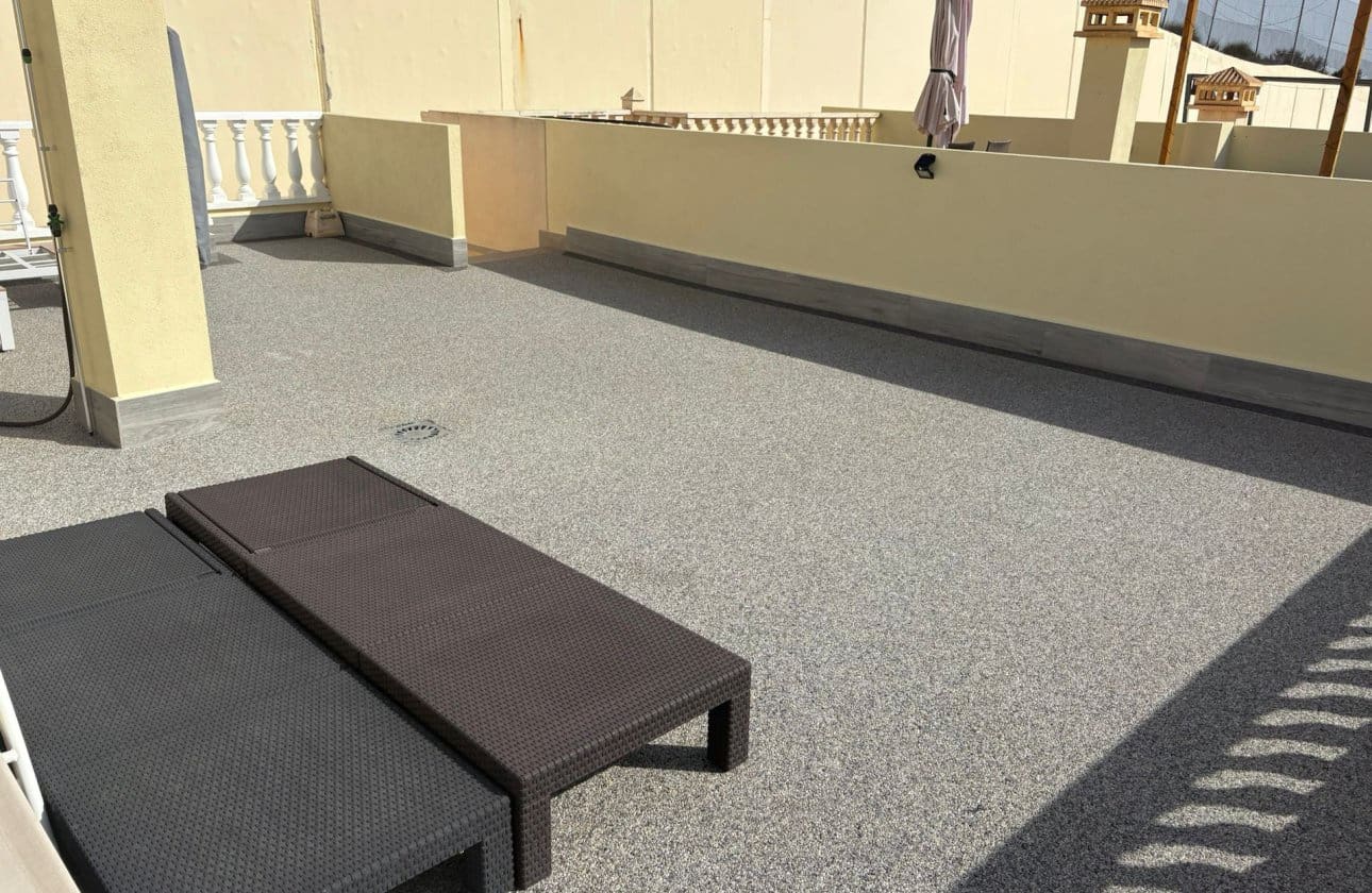 2 bedroom Bungalow for sale in Algorfa with pool - € 150,000 (Ref: 9310477)