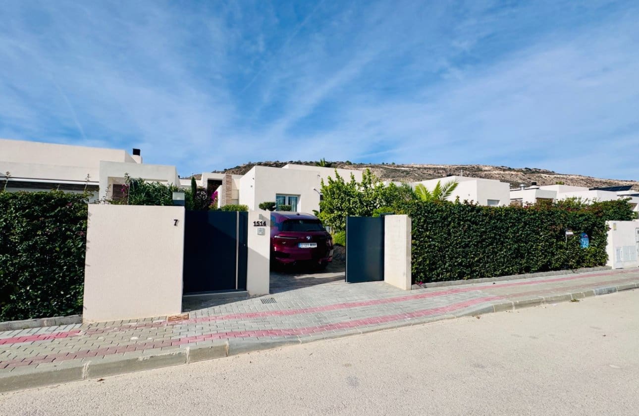 2 Zimmer Villa zu verkaufen in Algorfa mit Pool Garage - 660.000 € (Ref: 9336939)