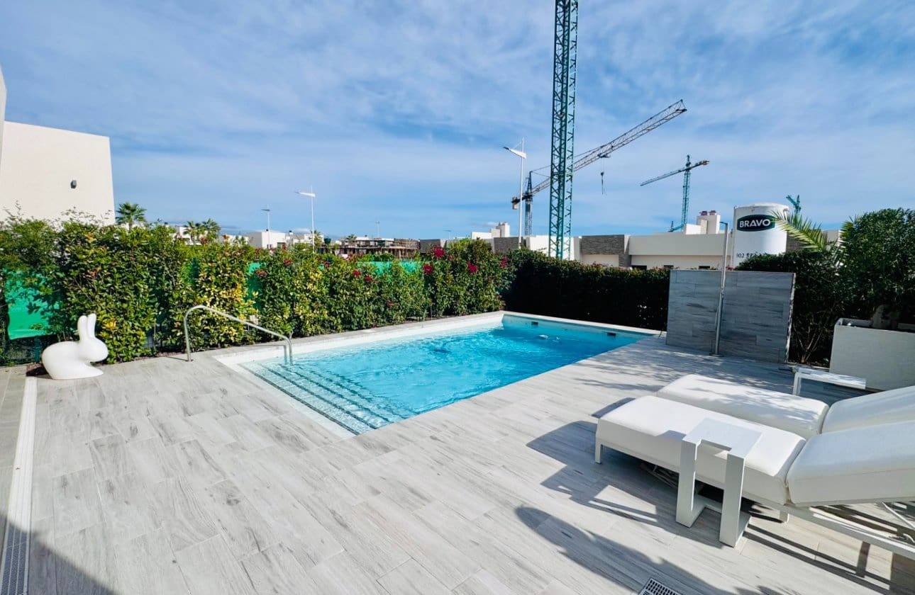 2 Zimmer Villa zu verkaufen in Algorfa mit Pool Garage - 660.000 € (Ref: 9336939)