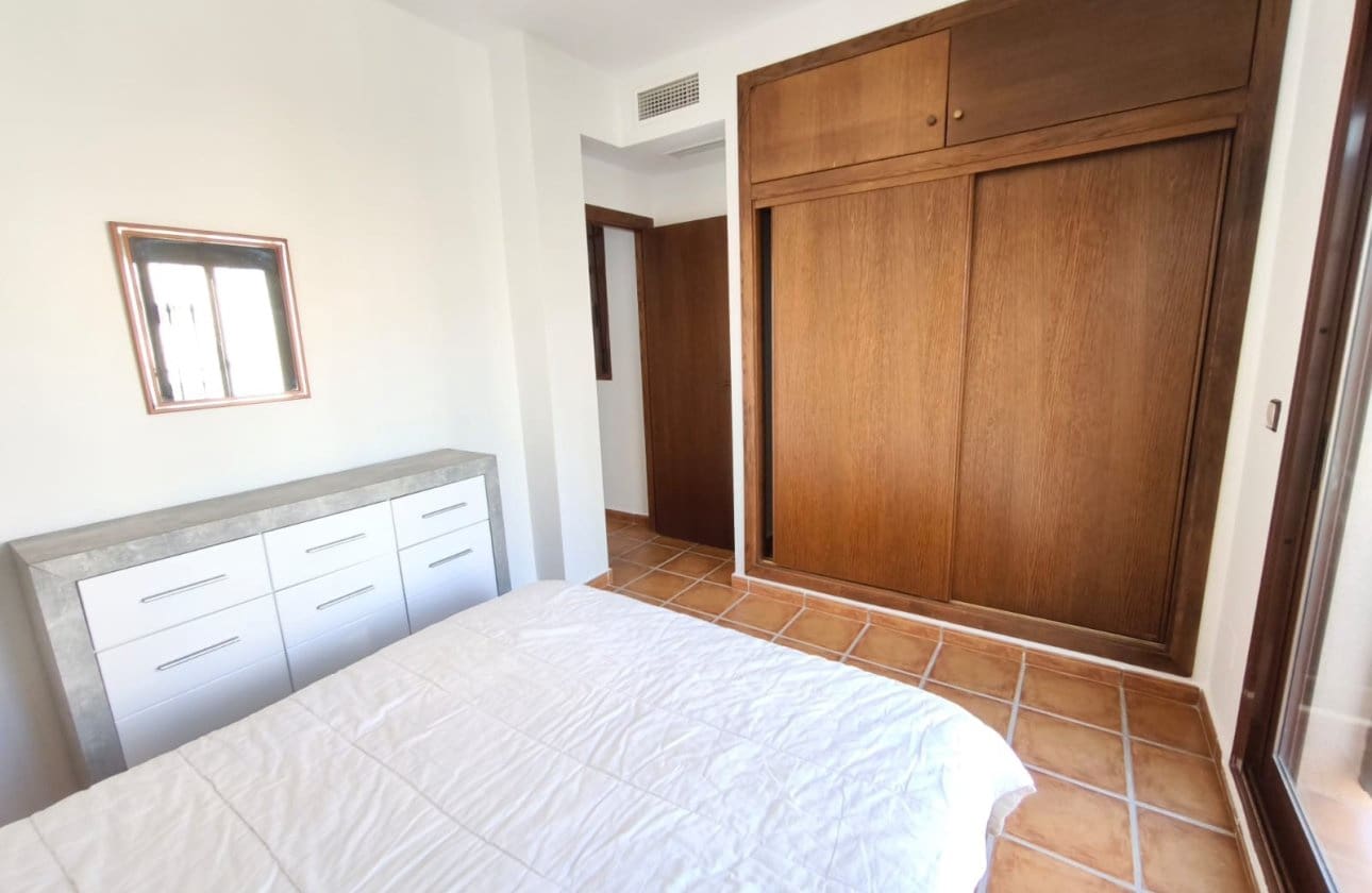 3 quarto Moradia Geminada para venda em Algorfa com piscina - 220 000 € (Ref: 9337290)