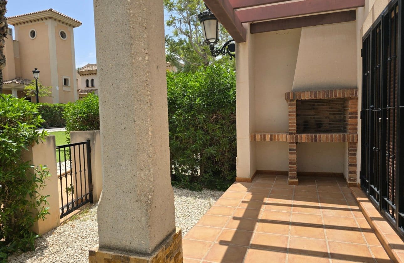 3 quarto Moradia Geminada para venda em Algorfa com piscina - 220 000 € (Ref: 9337290)
