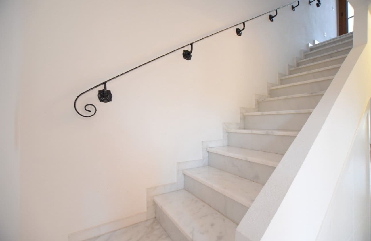 3 bedroom Townhouse for sale in Algorfa with pool - € 195,000 (Ref: 9337291)