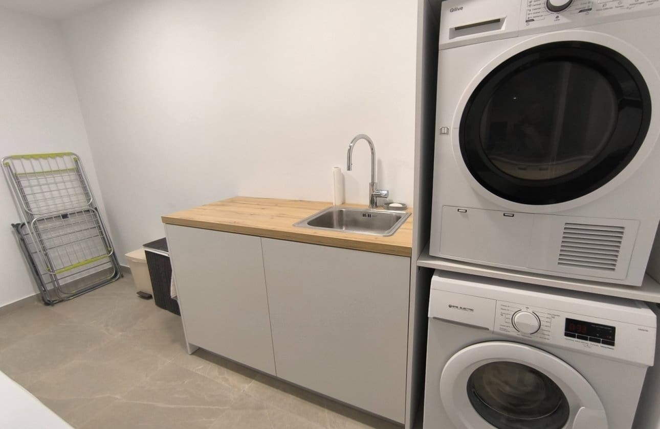 3 makuuhuone Paritalo myytävänä paikassa Algorfa mukana uima-altaan 
autotalli - 485 000 € (Ref: 9378545)