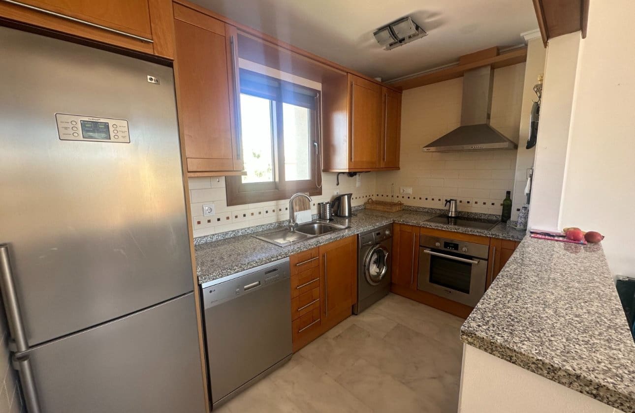 2 bedroom Apartment for sale in Algorfa with pool - € 175,000 (Ref: 9388725)