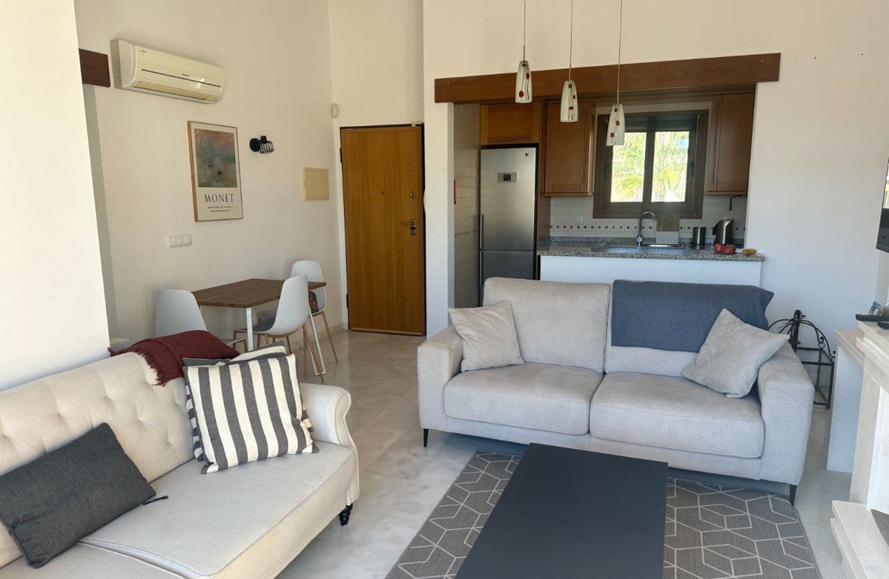 2 bedroom Apartment for sale in Algorfa with pool - € 175,000 (Ref: 9388725)
