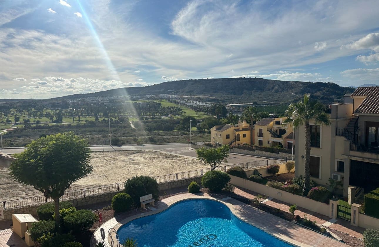 2 bedroom Apartment for sale in Algorfa with pool - € 175,000 (Ref: 9388725)