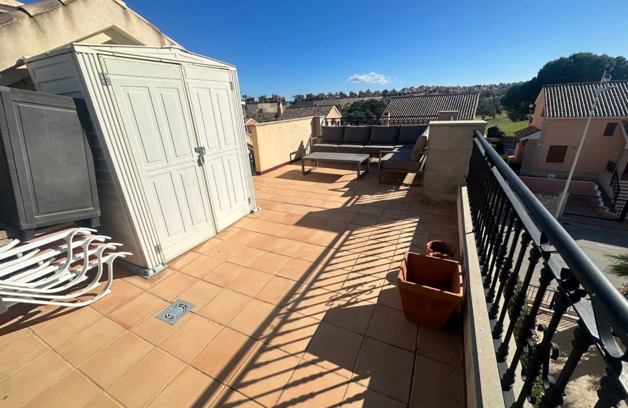 2 bedroom Apartment for sale in Algorfa with pool - € 175,000 (Ref: 9388725)