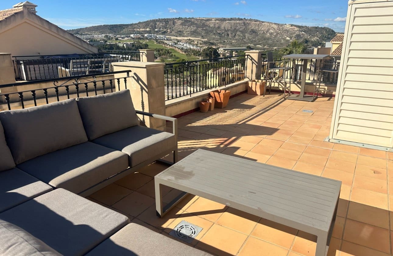 2 bedroom Apartment for sale in Algorfa with pool - € 175,000 (Ref: 9388725)