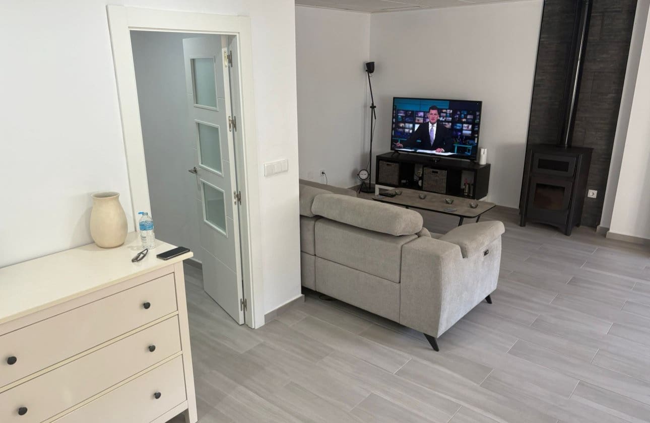 5 bedroom Townhouse for sale in Algorfa - € 225,000 (Ref: 9410240)