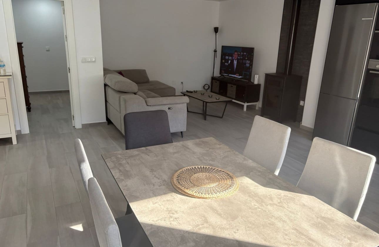 5 bedroom Townhouse for sale in Algorfa - € 225,000 (Ref: 9410240)