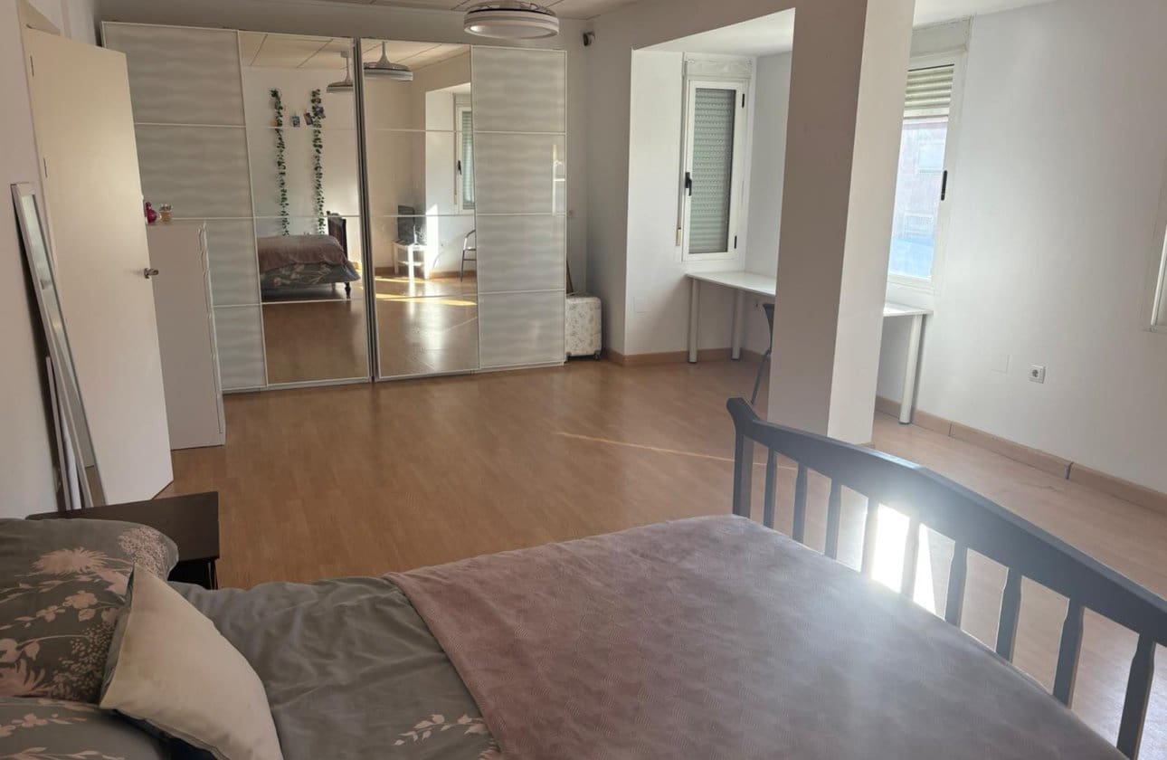 5 bedroom Townhouse for sale in Algorfa - € 225,000 (Ref: 9410240)