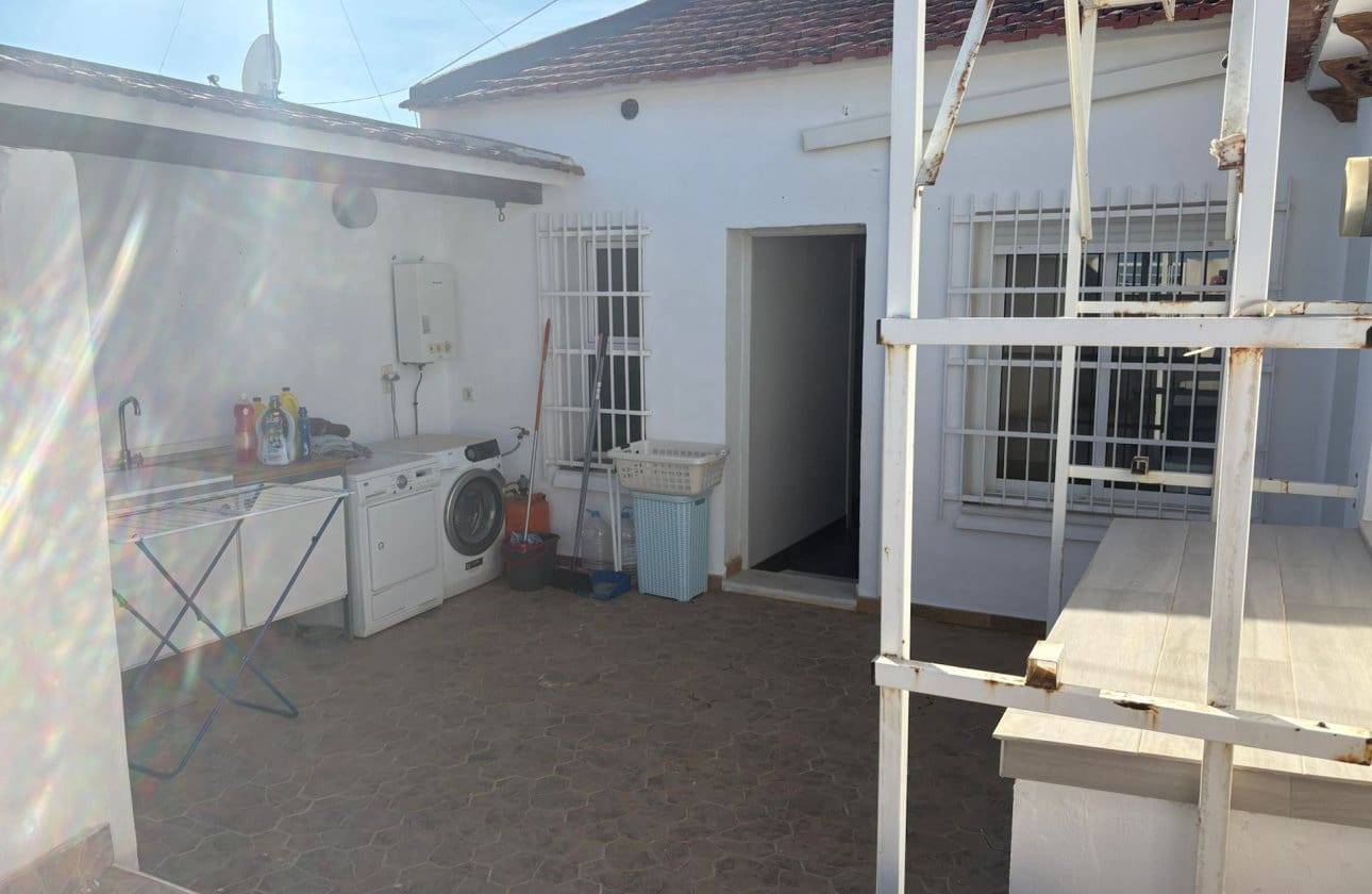5 bedroom Townhouse for sale in Algorfa - € 225,000 (Ref: 9410240)