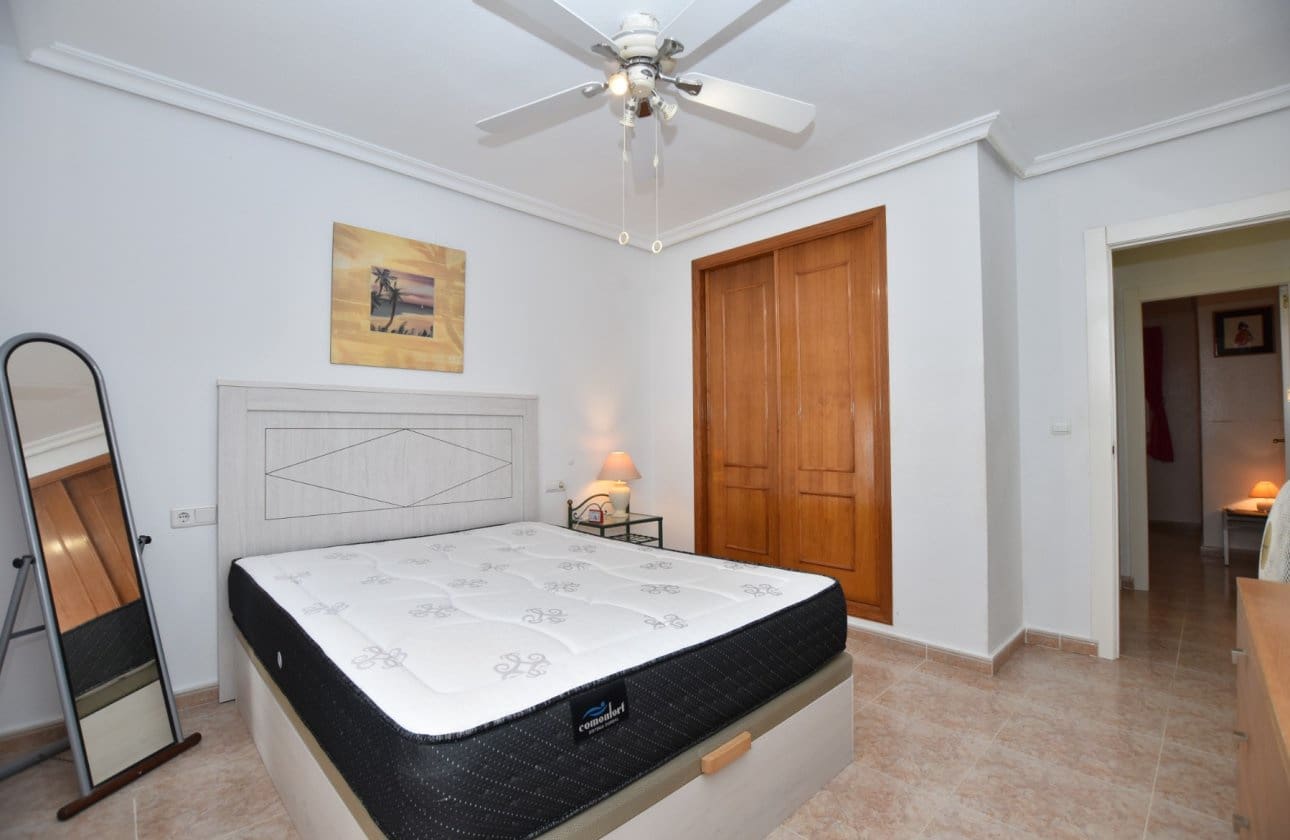 3 bedroom Villa for sale in Algorfa with pool - € 214,995 (Ref: 9410241)