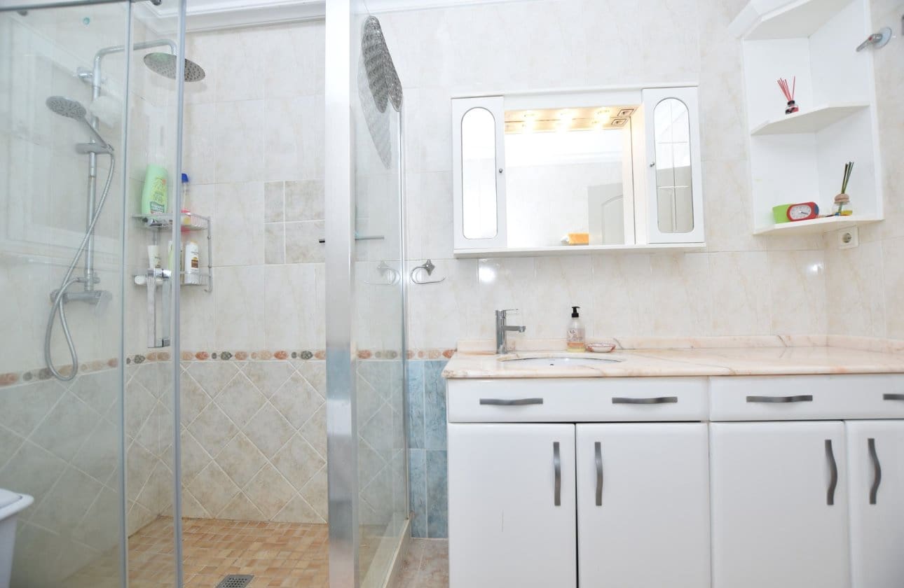 3 bedroom Villa for sale in Algorfa with pool - € 214,995 (Ref: 9410241)